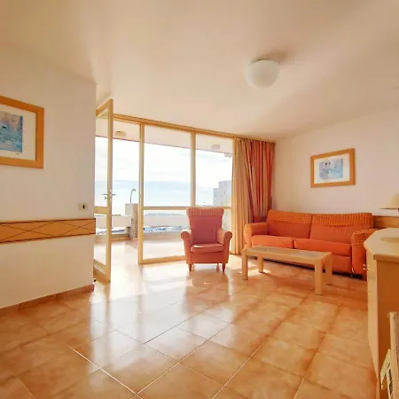 Apartmán Amplio Apartamento Con 2 Dormitorios Y Vistas A Mar En Costa Del Silencio