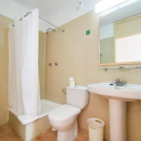 Apartmán Amplio Apartamento Con 2 Dormitorios Y Vistas A Mar En