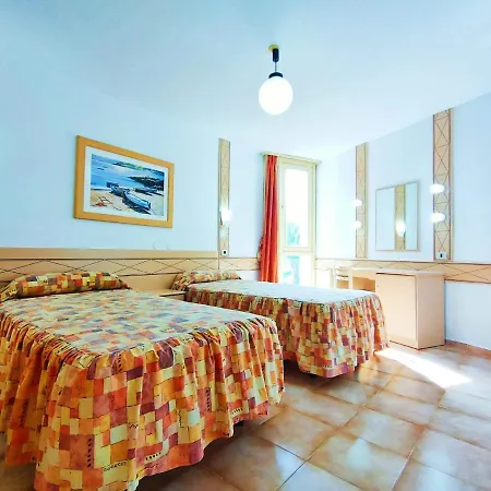 Amplio Apartamento Con 2 Dormitorios Y Vistas A Mar En * Costa Del Silencio